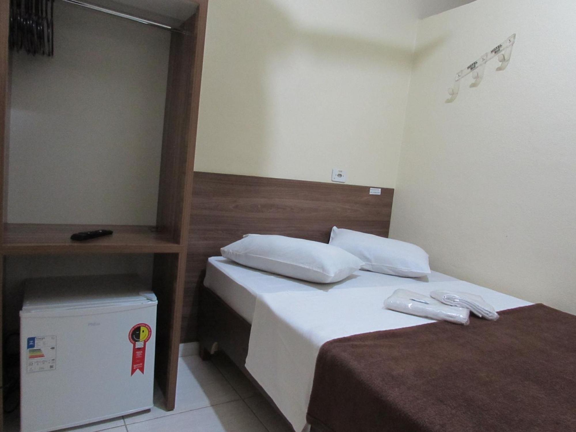 Hotel Biz a 8 minutos do Brás, a 15 minutos da 25 de março e a 8 minutos do Bom retiro San Paolo Esterno foto